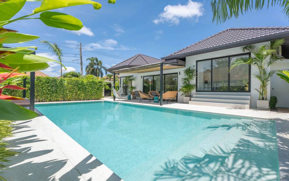 Pattaya, 5 Bedrooms Bedrooms, 0 ,5 BathroomsBathrooms,House,For Sale,0,2835