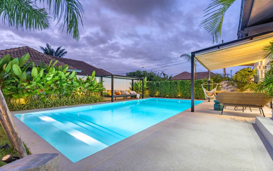 Pattaya, 5 Bedrooms Bedrooms, 0 ,5 BathroomsBathrooms,House,For Sale,0,2835