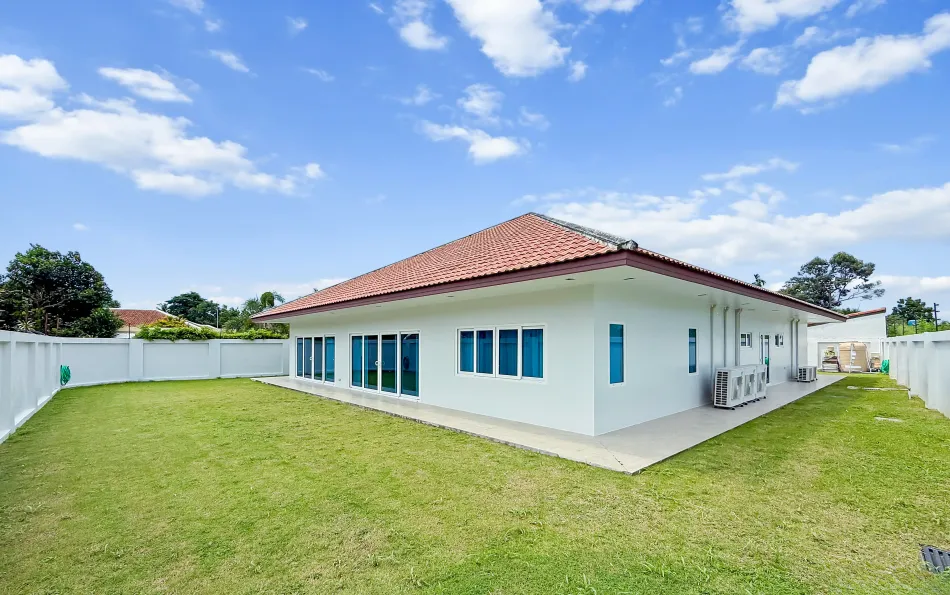 Pattaya, 3 Bedrooms Bedrooms, 0 ,3 BathroomsBathrooms,House,For Rent,0,2842