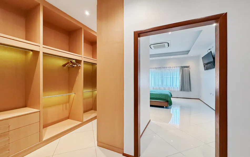 Pattaya, 3 Bedrooms Bedrooms, 0 ,3 BathroomsBathrooms,House,For Rent,0,2842