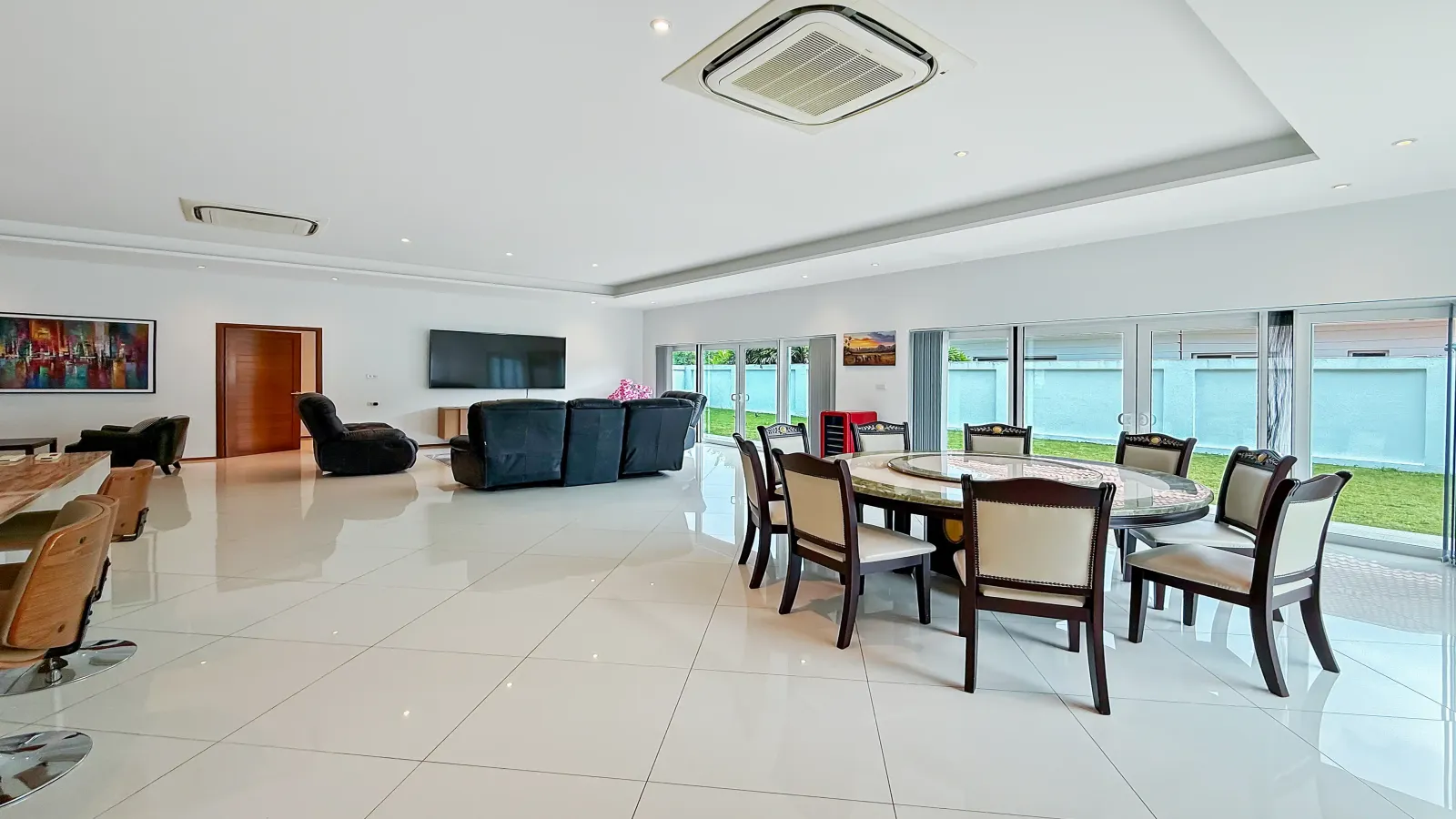 Pattaya, 3 Bedrooms Bedrooms, 0 ,3 BathroomsBathrooms,House,For Rent,0,2842