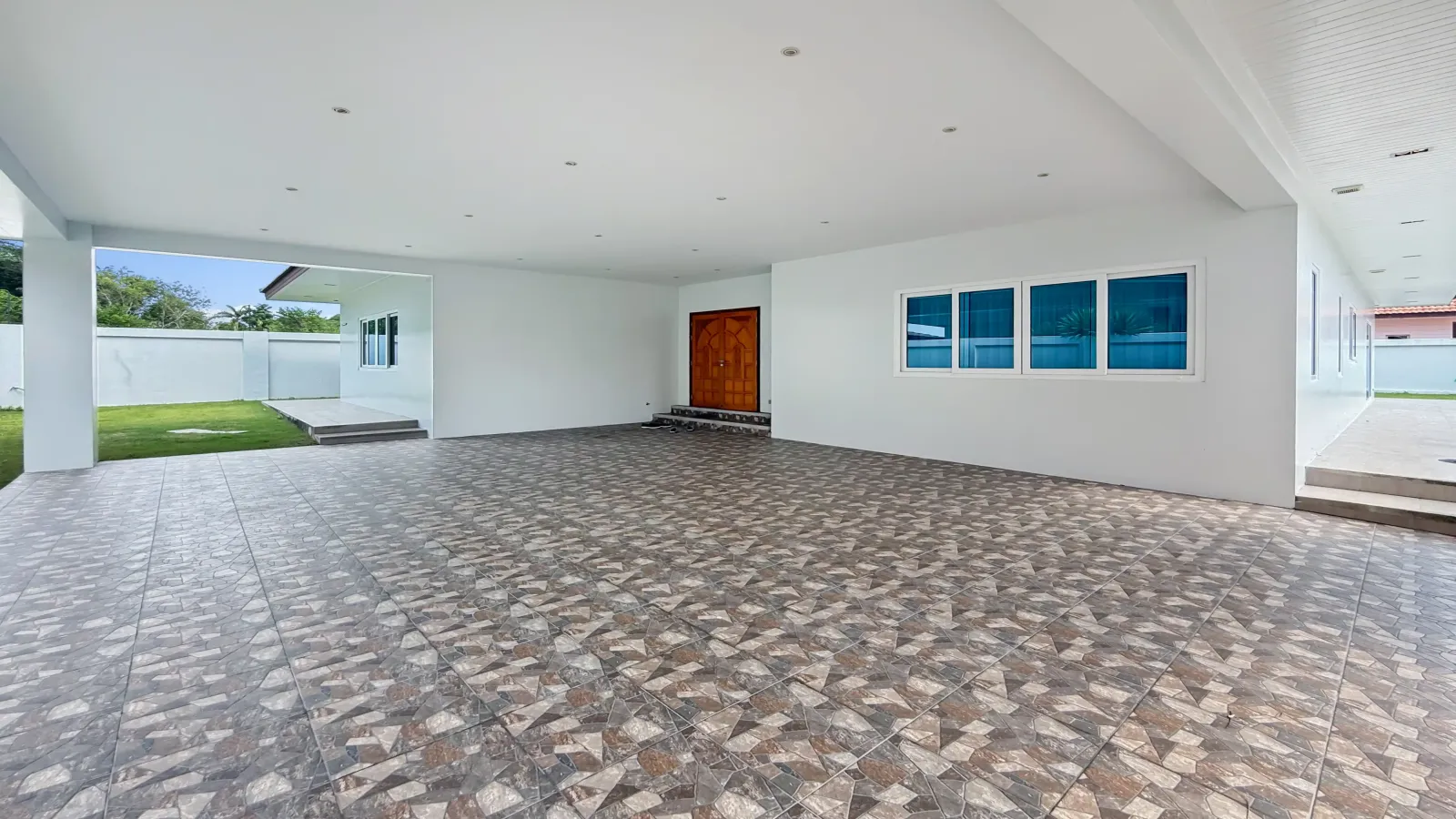 Pattaya, 3 Bedrooms Bedrooms, 0 ,3 BathroomsBathrooms,House,For Rent,0,2842