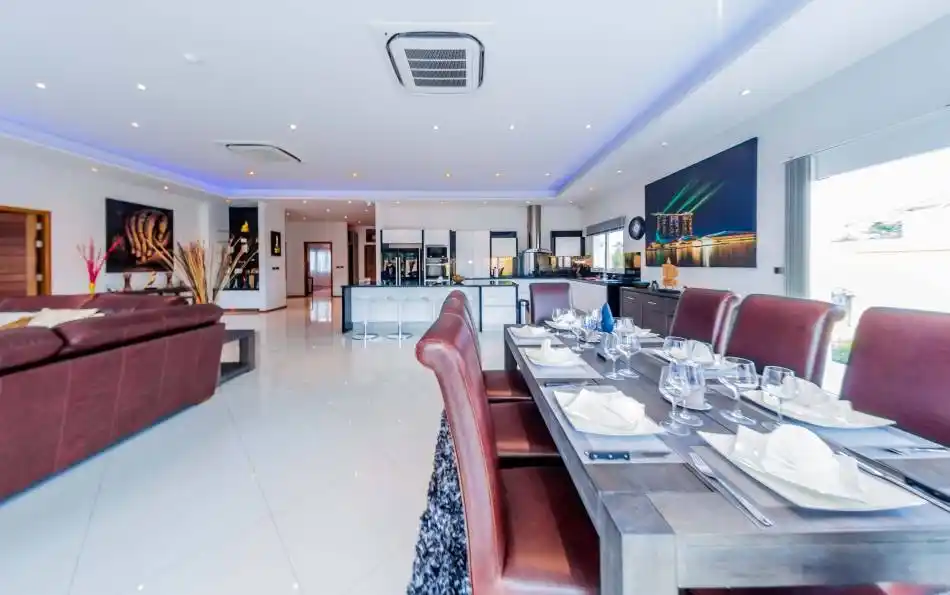 Pattaya, 3 Bedrooms Bedrooms, 0 ,3 BathroomsBathrooms,House,For Rent,0,2844