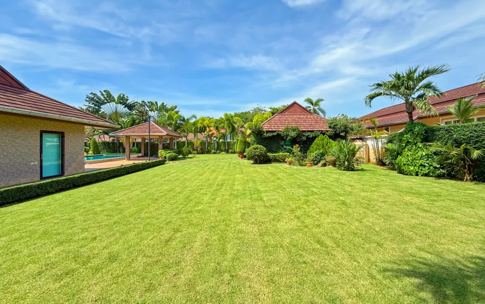 Pattaya, 3 Bedrooms Bedrooms, 0 ,4 BathroomsBathrooms,House,For Sale,0,2848