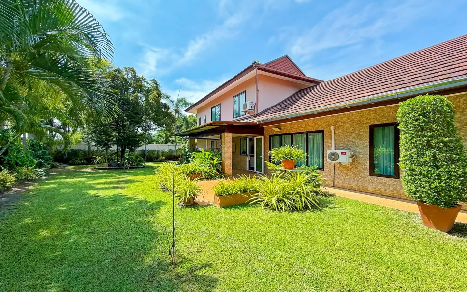 Pattaya, 3 Bedrooms Bedrooms, 0 ,4 BathroomsBathrooms,House,For Sale,0,2848