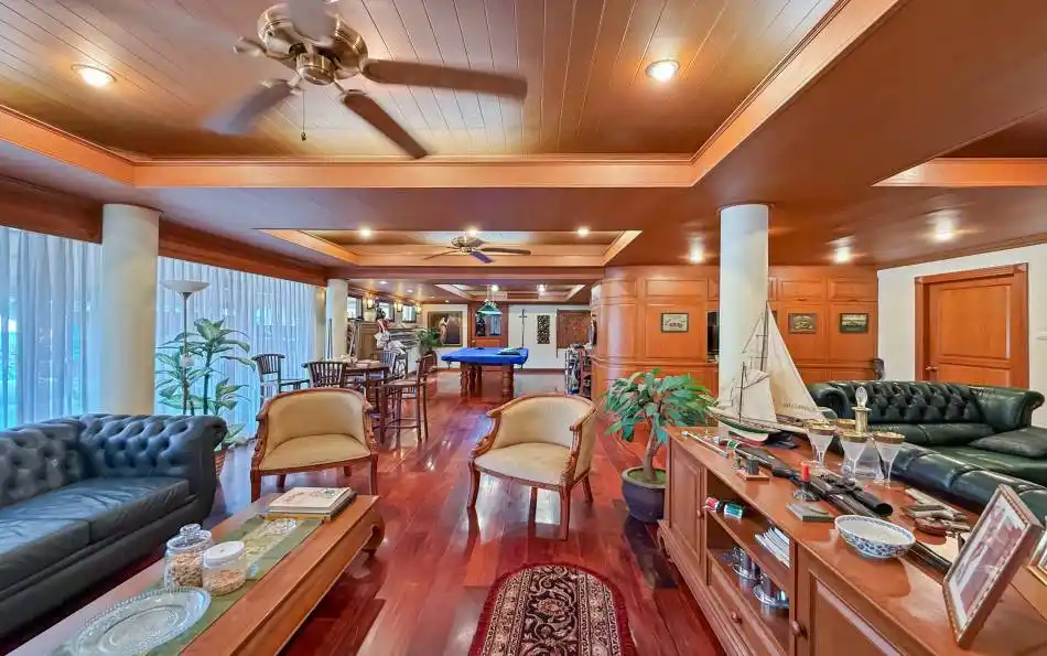 Pattaya, 5 Bedrooms Bedrooms, 0 ,7 BathroomsBathrooms,House,For Sale,0,2849