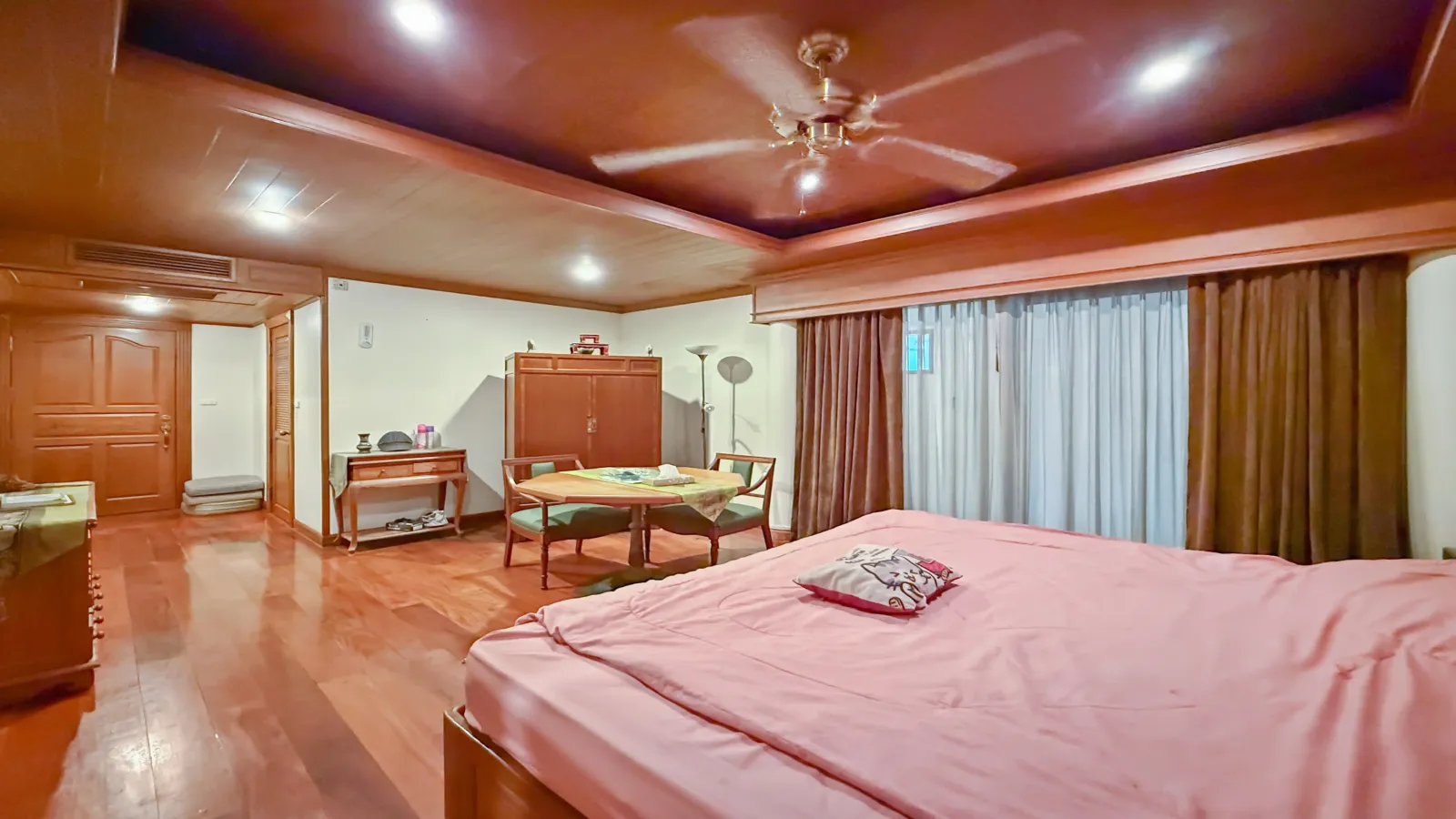 Pattaya, 5 Bedrooms Bedrooms, 0 ,7 BathroomsBathrooms,House,For Sale,0,2849