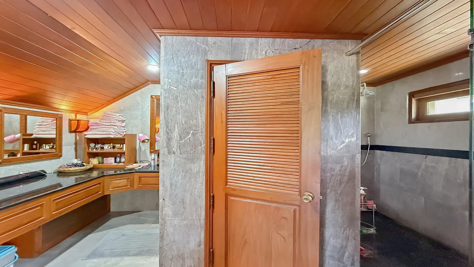 Pattaya, 5 Bedrooms Bedrooms, 0 ,7 BathroomsBathrooms,House,For Sale,0,2849