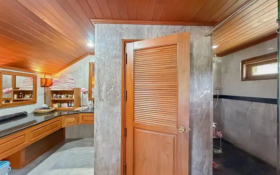 Pattaya, 5 Bedrooms Bedrooms, 0 ,7 BathroomsBathrooms,House,For Sale,0,2849