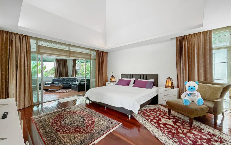 Pattaya, 4 Bedrooms Bedrooms, 0 ,4 BathroomsBathrooms,House,For Sale,0,2850