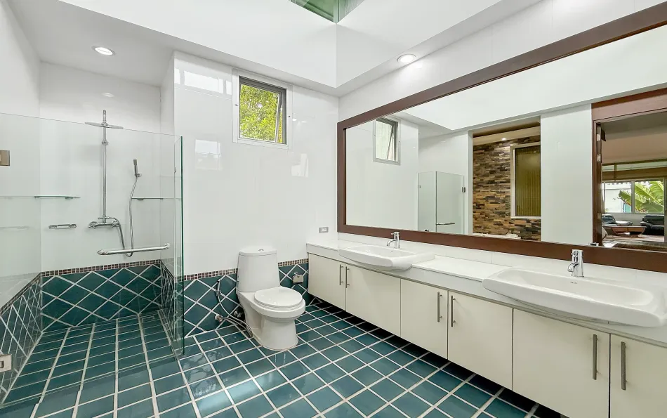 Pattaya, 4 Bedrooms Bedrooms, 0 ,4 BathroomsBathrooms,House,For Sale,0,2850