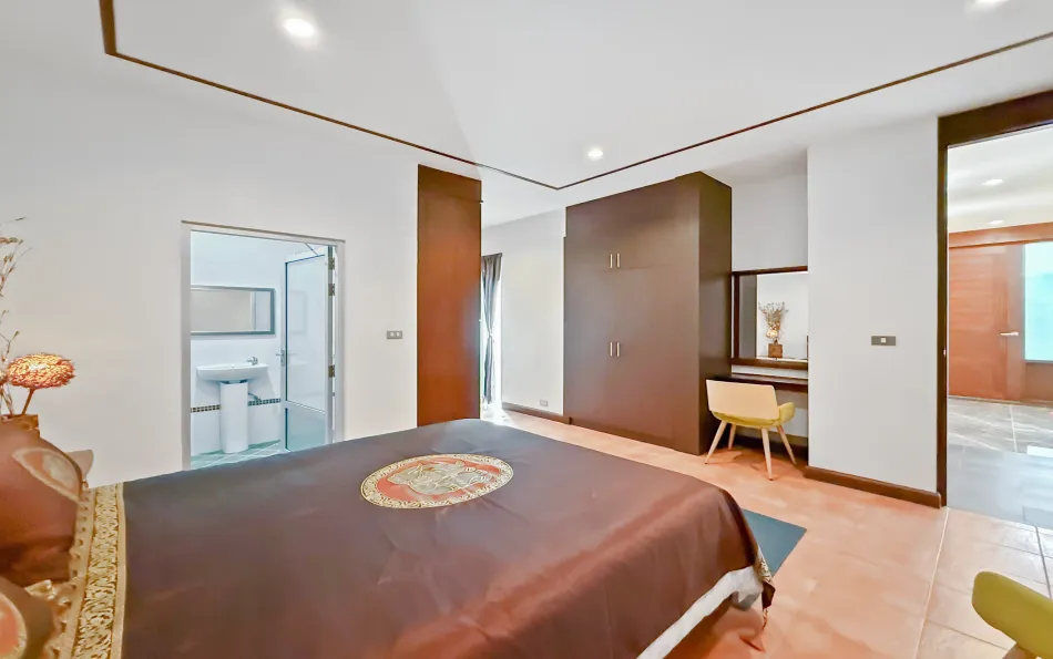 Pattaya, 4 Bedrooms Bedrooms, 0 ,4 BathroomsBathrooms,House,For Sale,0,2850