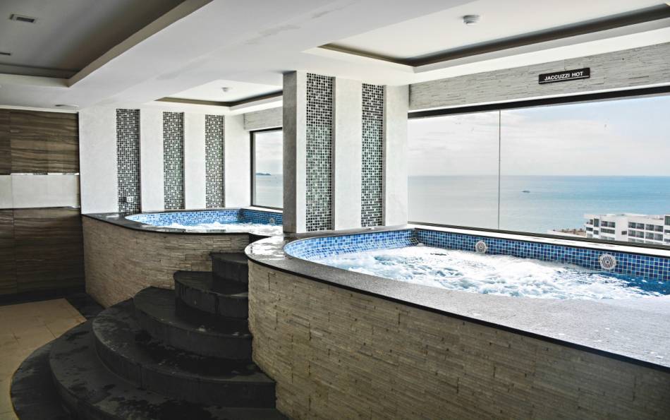 Pattaya, 2 Bedrooms Bedrooms, 0 ,3 BathroomsBathrooms,Condo,For Sale,16,2851