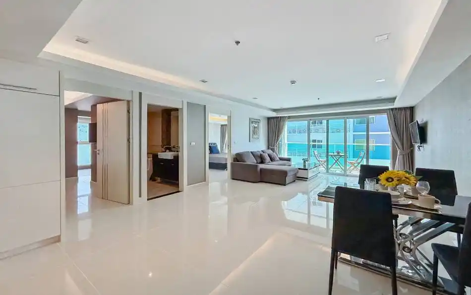 Pattaya, 2 Bedrooms Bedrooms, 0 ,3 BathroomsBathrooms,Condo,For Sale,17,2852