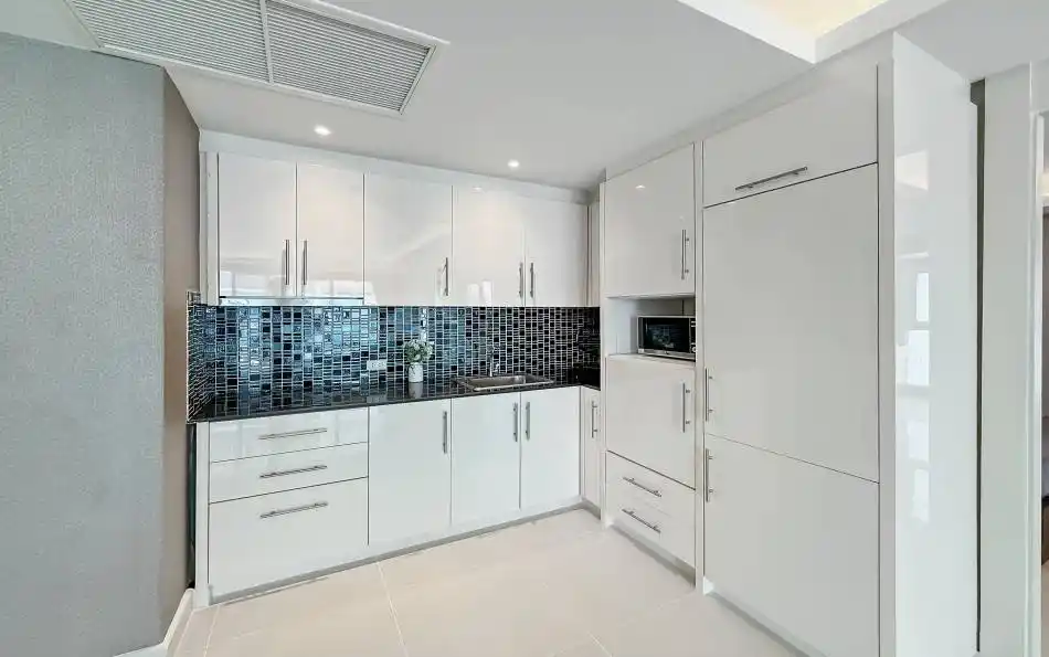 Pattaya, 2 Bedrooms Bedrooms, 0 ,3 BathroomsBathrooms,Condo,For Sale,17,2852