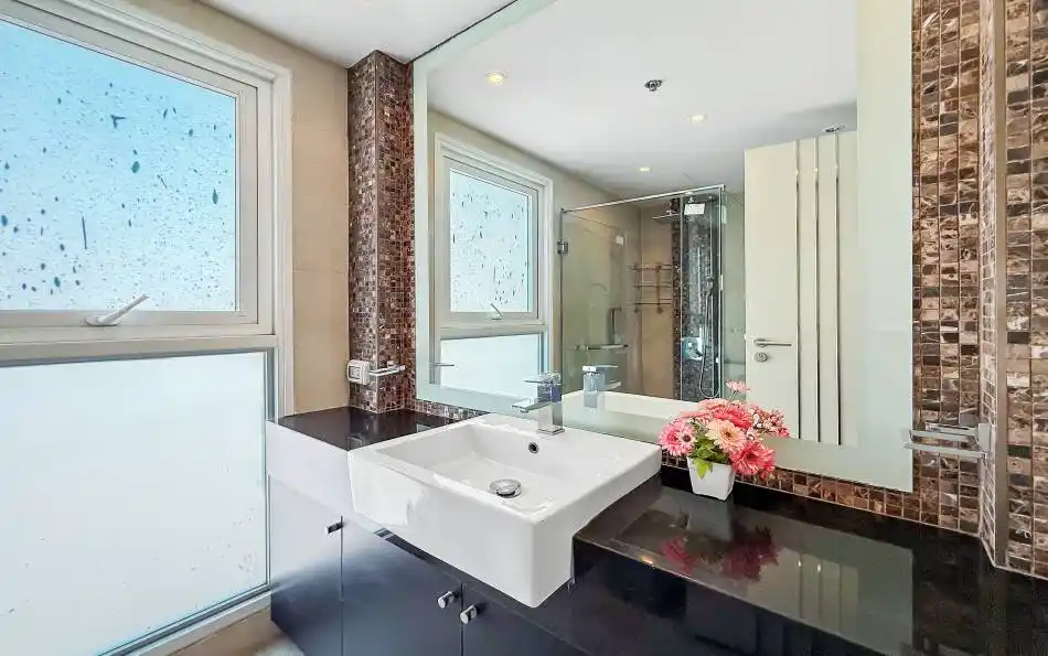 Pattaya, 2 Bedrooms Bedrooms, 0 ,3 BathroomsBathrooms,Condo,For Sale,17,2852