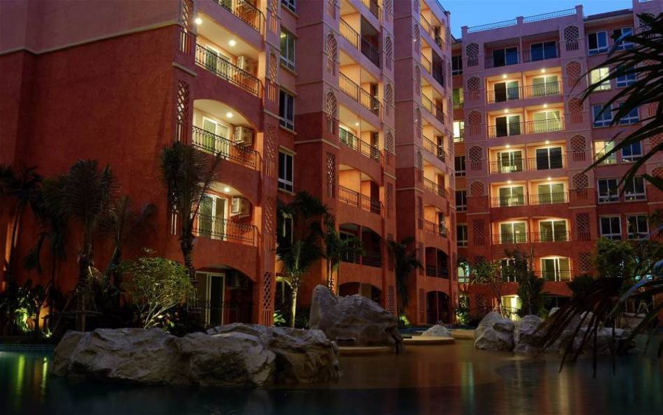 Pattaya, 2 Bedrooms Bedrooms, ,2 BathroomsBathrooms,Condo,For Sale,1348