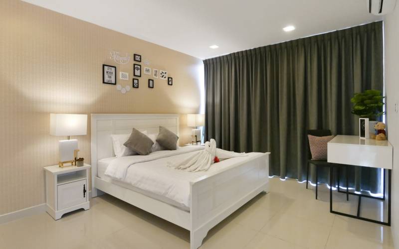 3 bedroom, condo, for sale, Club Royal, Naklua, beach