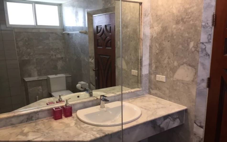 2 bedroom condo for rent in Pattaya, Pattaya Towers condo for rent, condo for rent Pattaya, Real Estate Agency Pattaya, Property Excellence