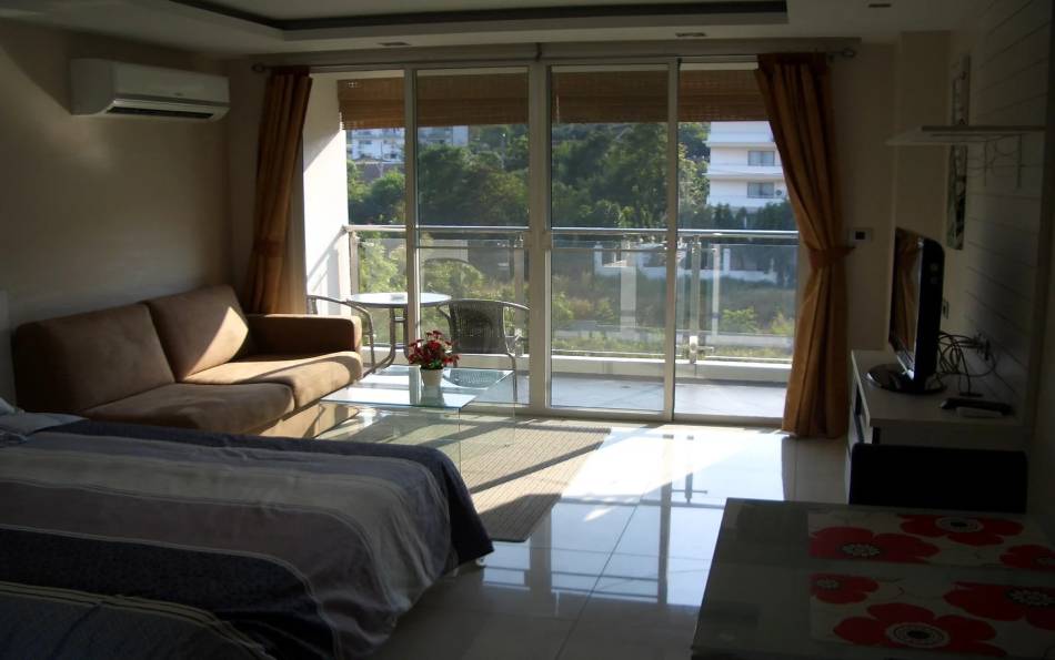 Spacious, studio, for rent, Hyde Park, Pattaya, Walking Steet