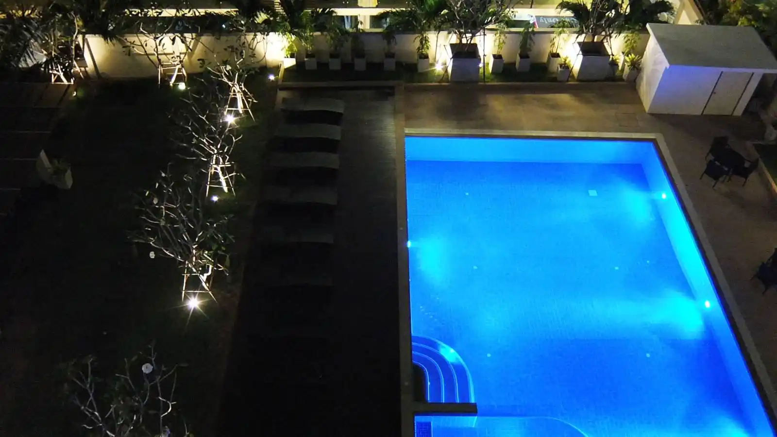 Large, tastefully decorated, 2-bedroom, condo, sea views, for sale, Siam Royal Ocean View