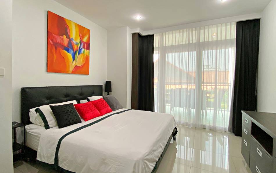 Large, 2 bedroom, condo, Siam Ocean View, Pratumnak, Pattaya