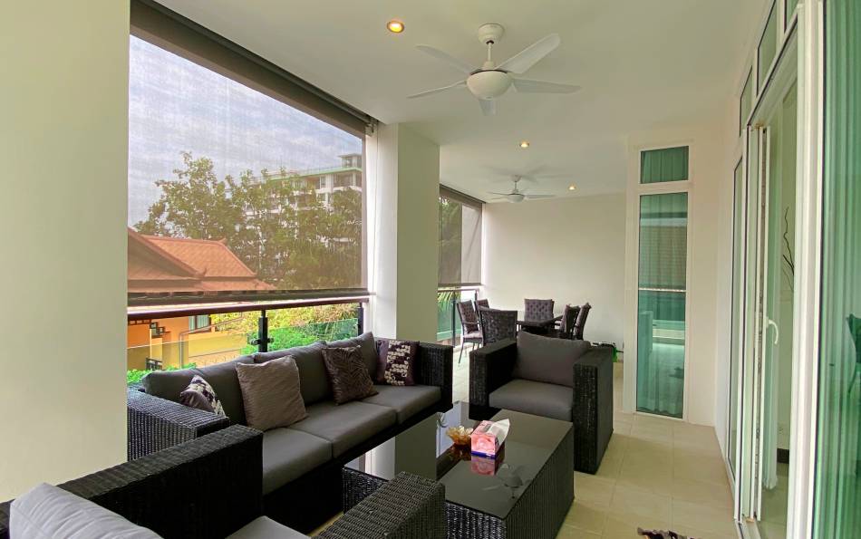 Large, 2 bedroom, condo, Siam Ocean View, Pratumnak, Pattaya