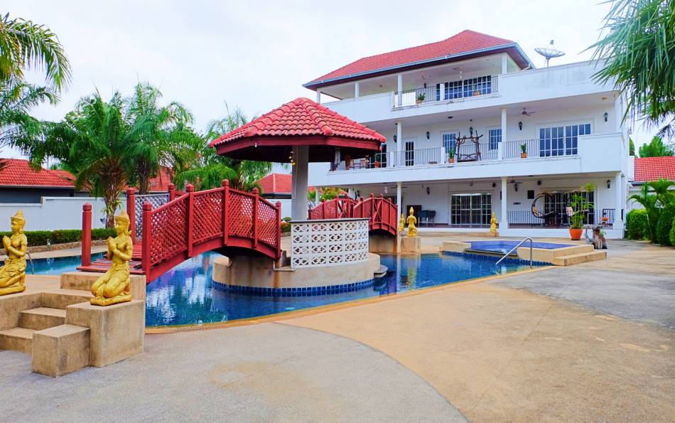 Chonburi, 10 Bedrooms Bedrooms, ,14 BathroomsBathrooms,House,SOLD,1527