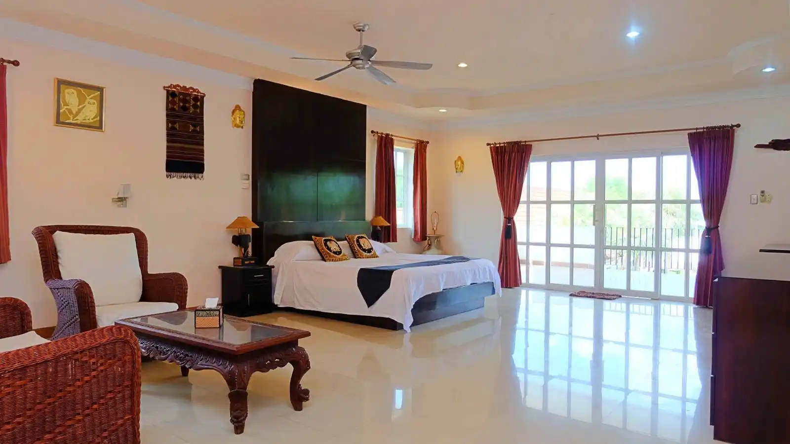 Pattaya, 10 Bedrooms Bedrooms, ,14 BathroomsBathrooms,House,For Sale,1527