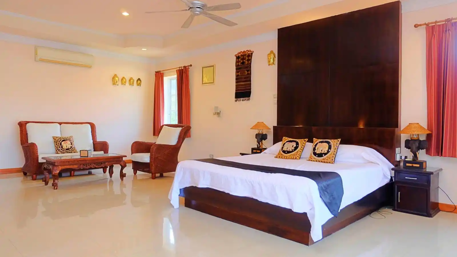 Pattaya, 10 Bedrooms Bedrooms, ,14 BathroomsBathrooms,House,For Sale,1527