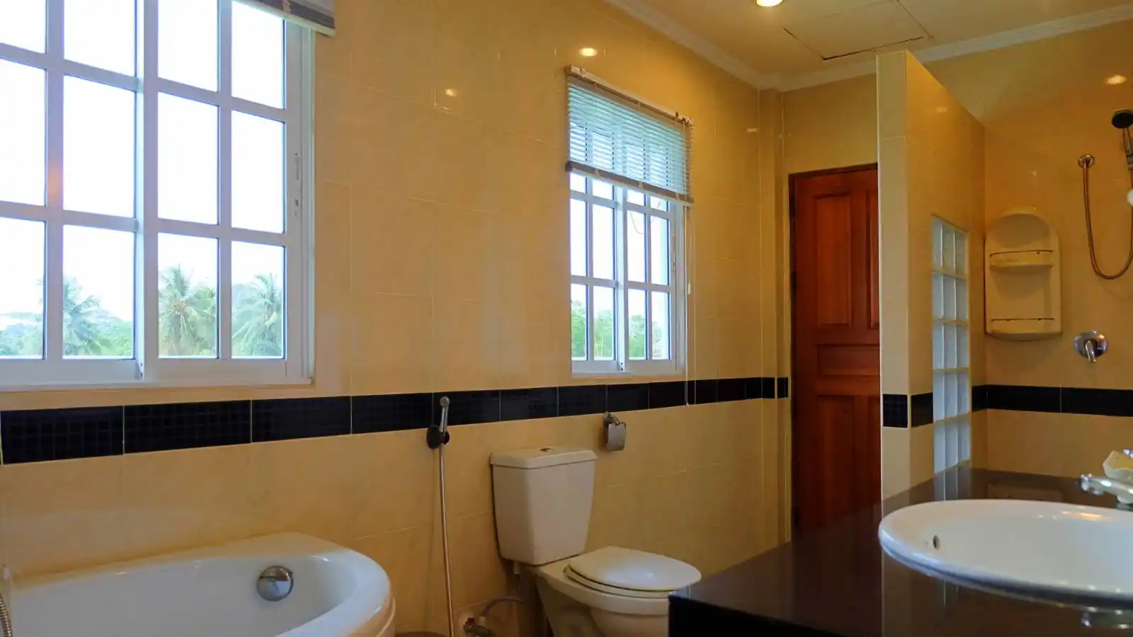 Pattaya, 10 Bedrooms Bedrooms, ,14 BathroomsBathrooms,House,For Sale,1527