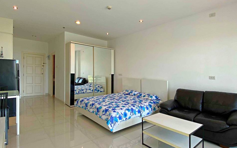 Oceanview, studio, for rent, View Talay, 5D, Jomtien