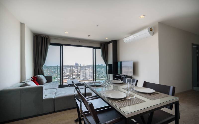 Top floor, 2-bedroom, condo, for rent, The Base, Pattaya, 