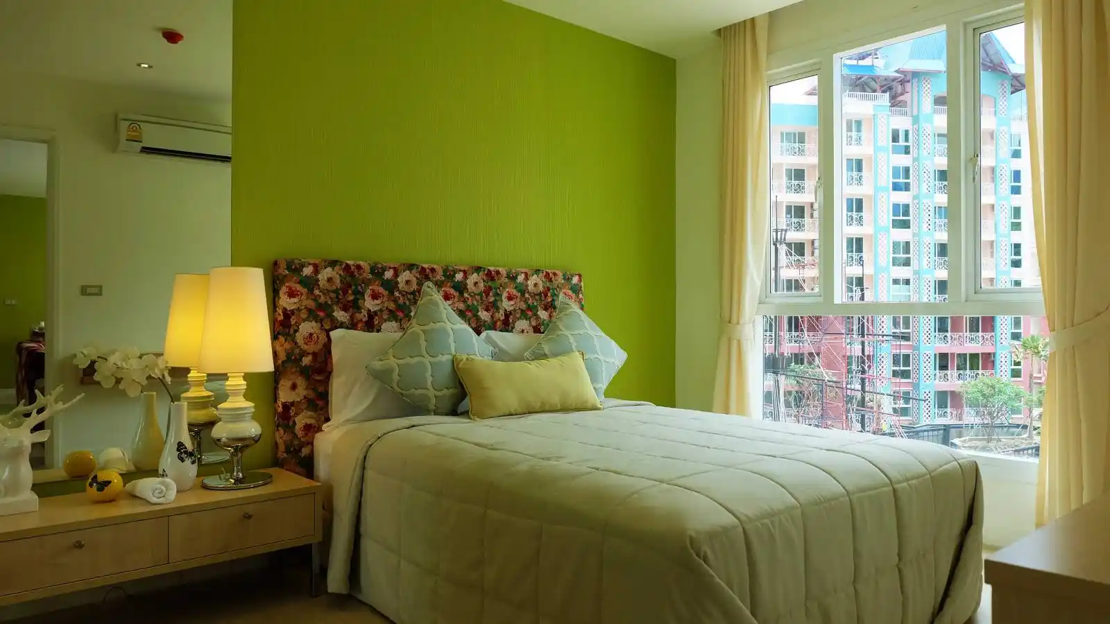 Prime, pool view, 2 bedroom, condo, for sale, Grande Caribbean, Pattaya