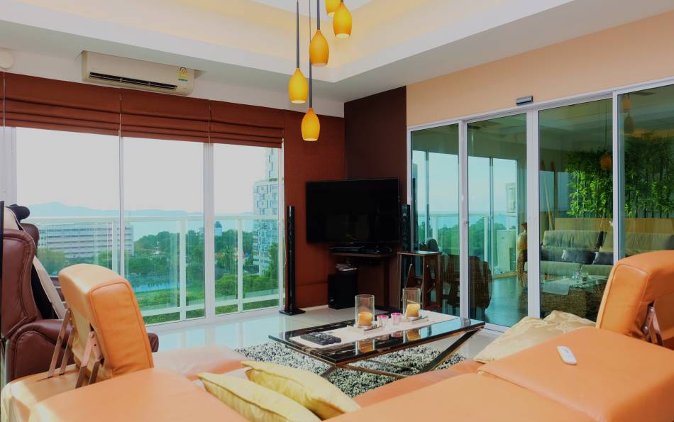 Penthouse for sale on Pratumnak Pattaya, Penthouse Pattaya, Pratumnak condo, condo for sale Pratumnak, Large condo for sale Pratumnak, Real Estate Pattaya, Property Excellence