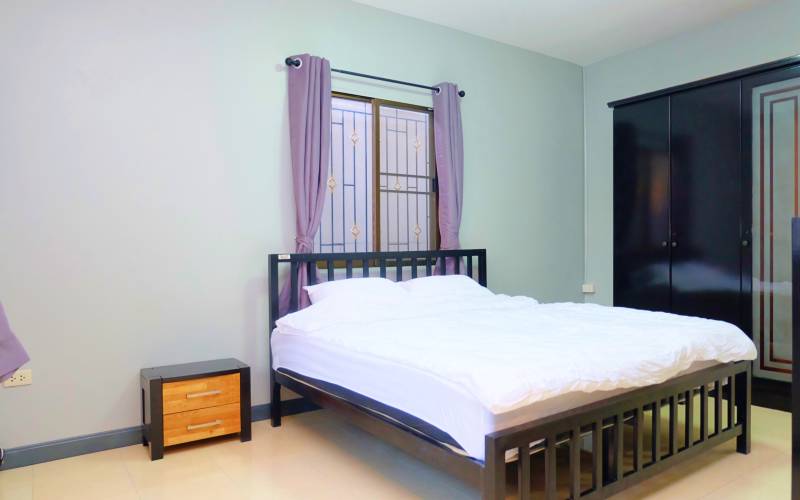 Chonburi, 2 Bedrooms Bedrooms, ,2 BathroomsBathrooms,House,SOLD,1576