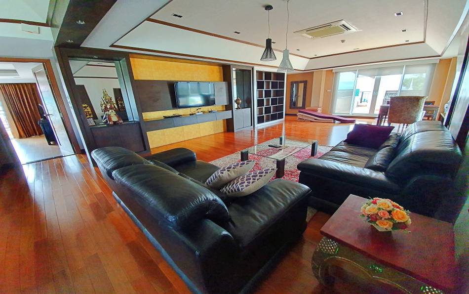 Exclusive, penthouse, private, pool, Jomtien, beach, for sale
