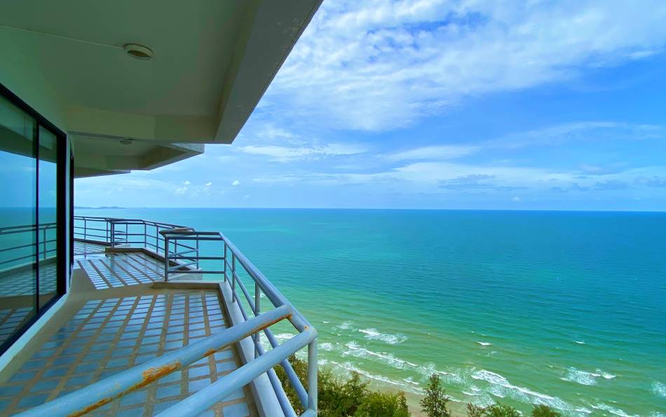 Penthouse Rayong for sale, Large condo in Rayong for Sale, Rayong condo for sale, Rayong properties, Real Estate Rayong