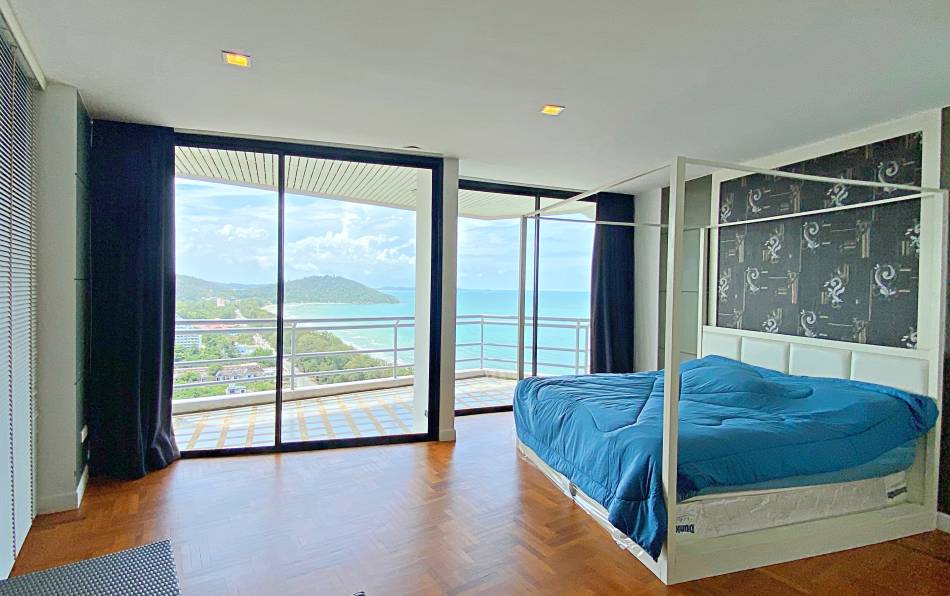 Penthouse Rayong for sale, Large condo in Rayong for Sale, Rayong condo for sale, Rayong properties, Real Estate Rayong