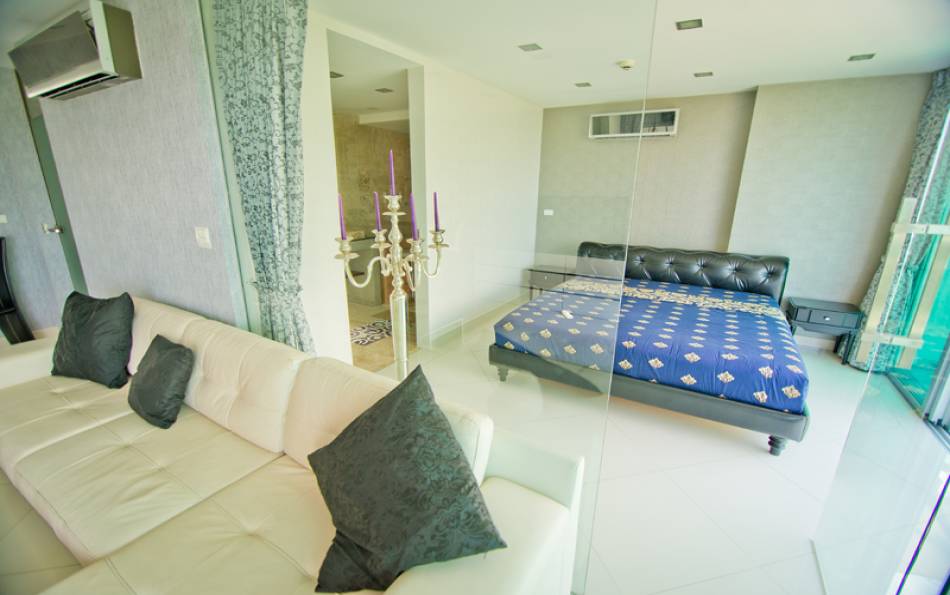 2 bedroom beachfront condo for rent Wongamat, Beachfront condo for rent Pattaya, Laguna Heights Wongamat for rent, Wongamat rental, beachfront rental Pattaya, Property Excellence