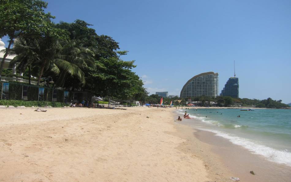 2 bedroom beachfront condo for rent Wongamat, Beachfront condo for rent Pattaya, Laguna Heights Wongamat for rent, Wongamat rental, beachfront rental Pattaya, Property Excellence