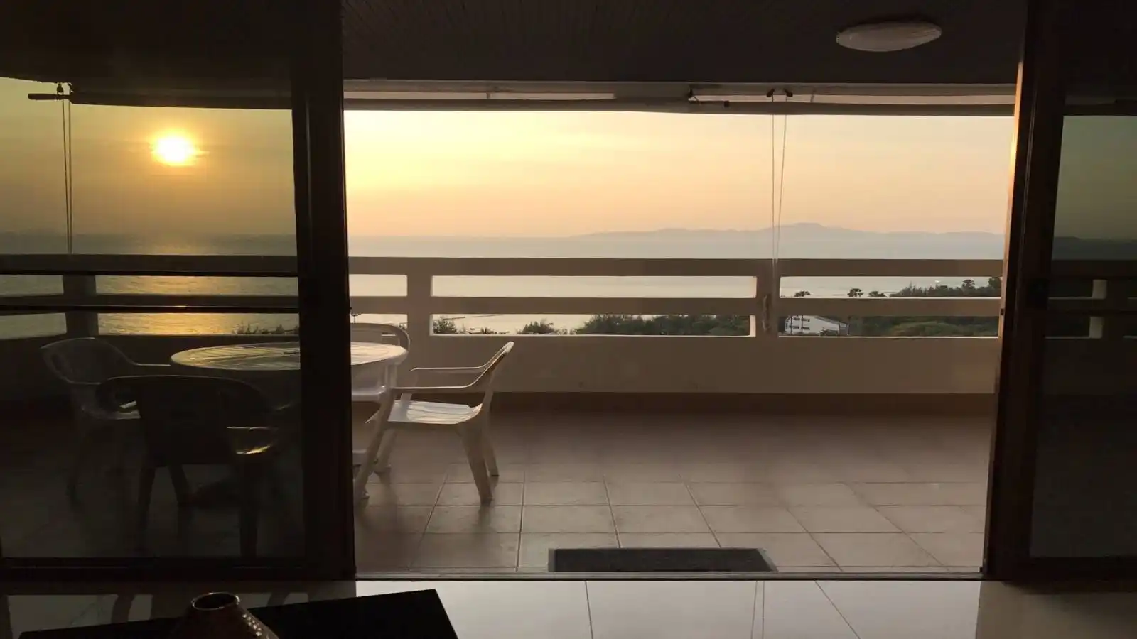 1-bedroom, large, condo, for rent, Jomtien, Grand Condotel, ocean view