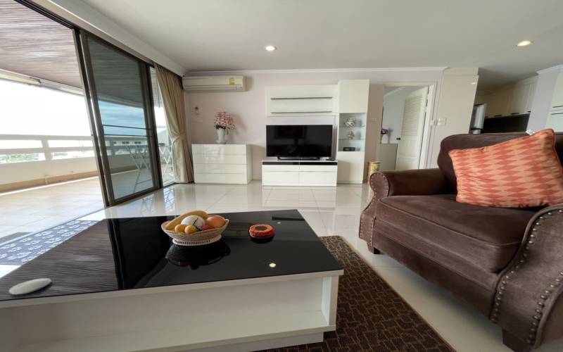 1-bedroom, large, condo, for rent, Jomtien, Grand Condotel, ocean view