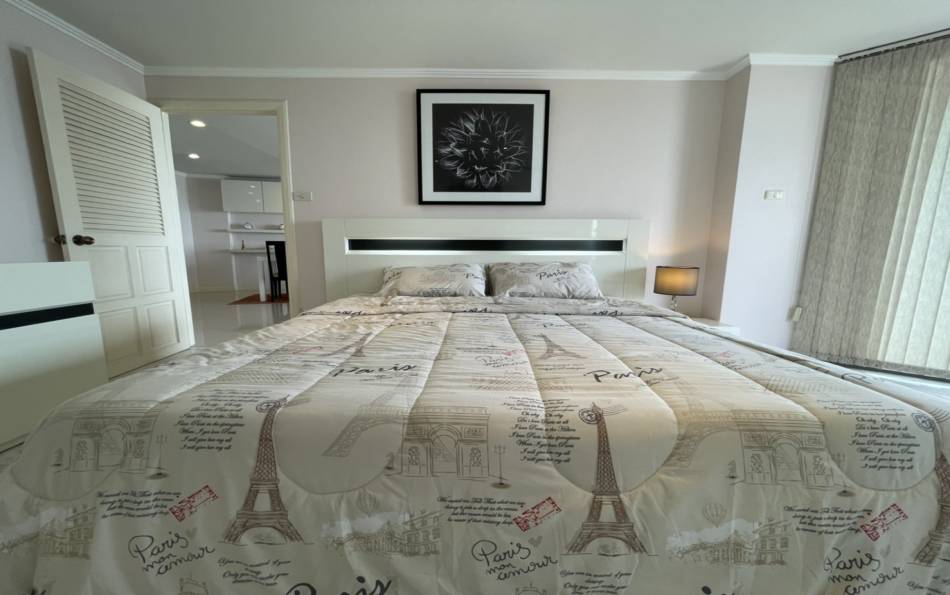 1-bedroom, large, condo, for rent, Jomtien, Grand Condotel, ocean view