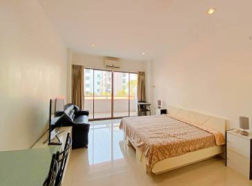 Bargain, studio, for rent, Pratumnak Hill, Jomtien Hills