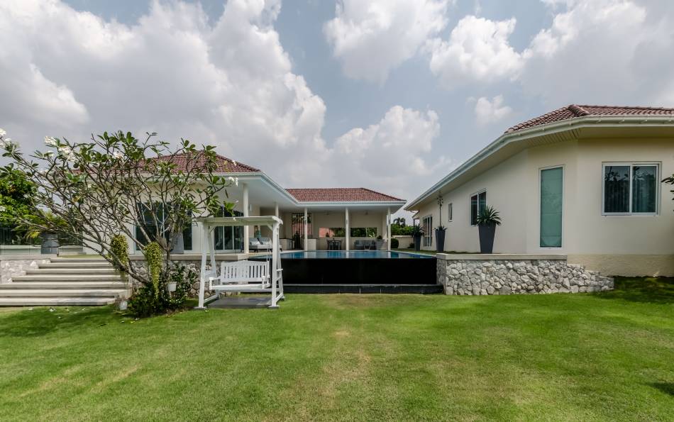 5-bedroom, house, Mabprachan Lake, East Pattaya, sitting tenant, swimming pool