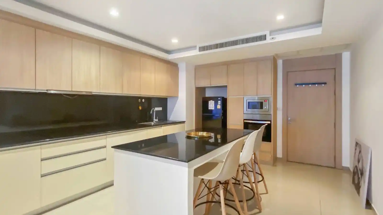 Large, 2-bedroom, condo, for rent, Pratumnak, Nova Ocean View, Pattaya, Russian market