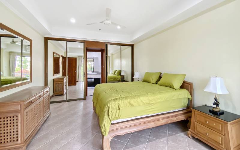 2-bedroom, condo, View Talay 2B, for sale, Jomtien, low floor, company name
