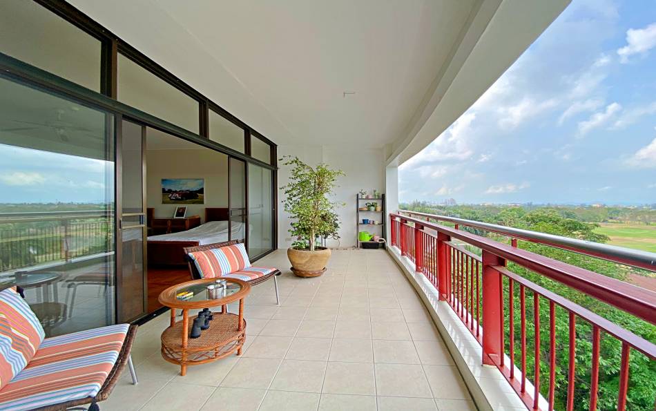 2-bedroom condo, for sale, Panya Resort, condominium, Sri Racha, Chrystal Bay golf course