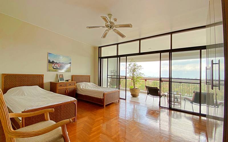 2-bedroom condo, for sale, Panya Resort, condominium, Sri Racha, Chrystal Bay golf course